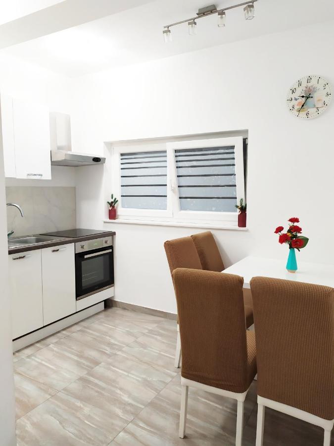 Apartmani Mira Nin Zewnętrze zdjęcie
