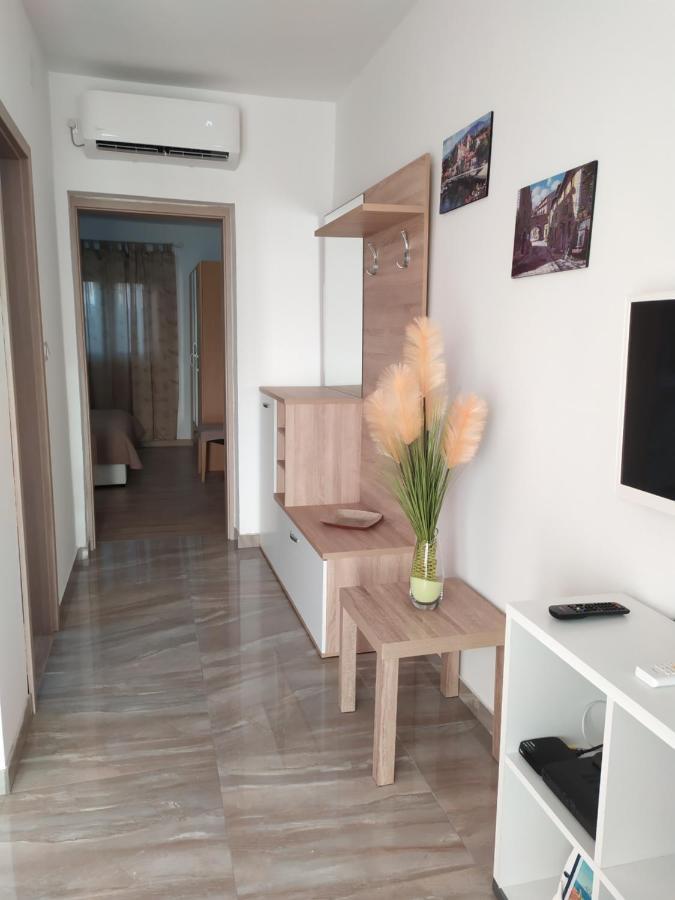 Apartmani Mira Nin Zewnętrze zdjęcie