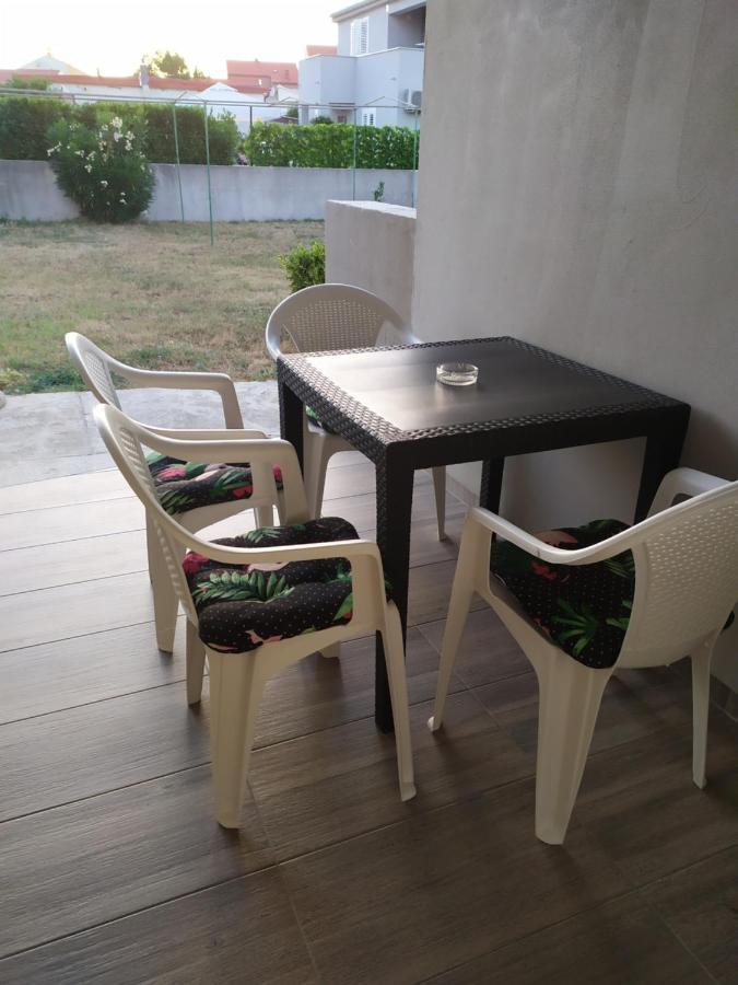 Apartmani Mira Nin Zewnętrze zdjęcie