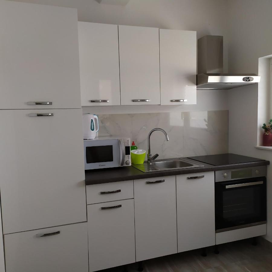 Apartmani Mira Nin Zewnętrze zdjęcie