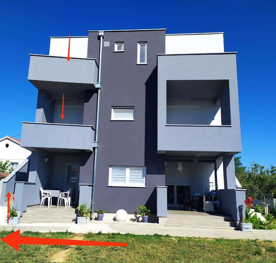 Apartmani Mira Nin Zewnętrze zdjęcie