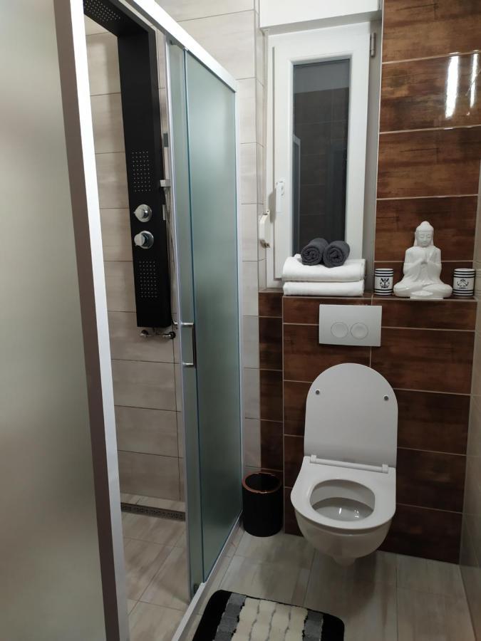 Apartmani Mira Nin Zewnętrze zdjęcie