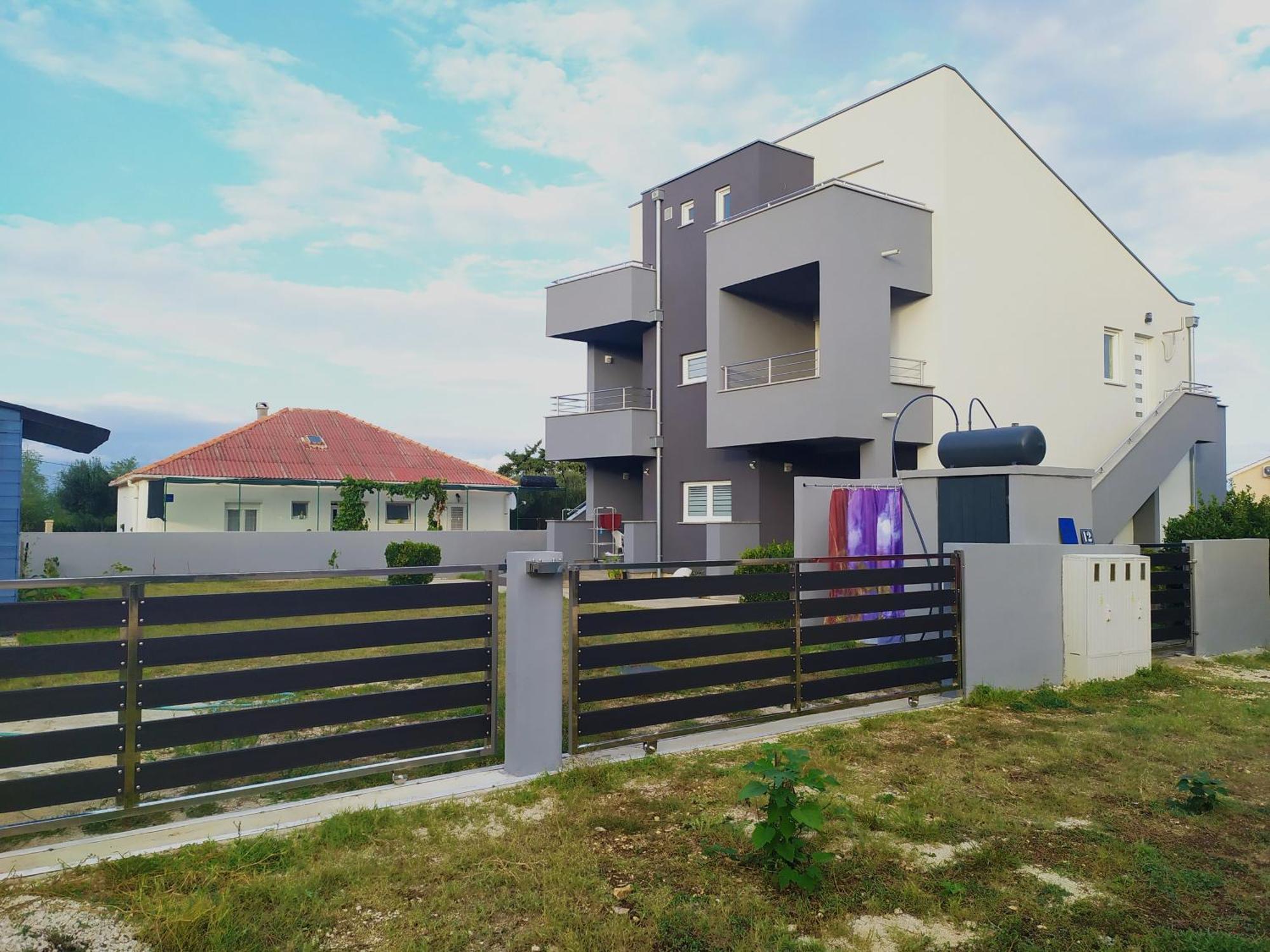Apartmani Mira Nin Zewnętrze zdjęcie