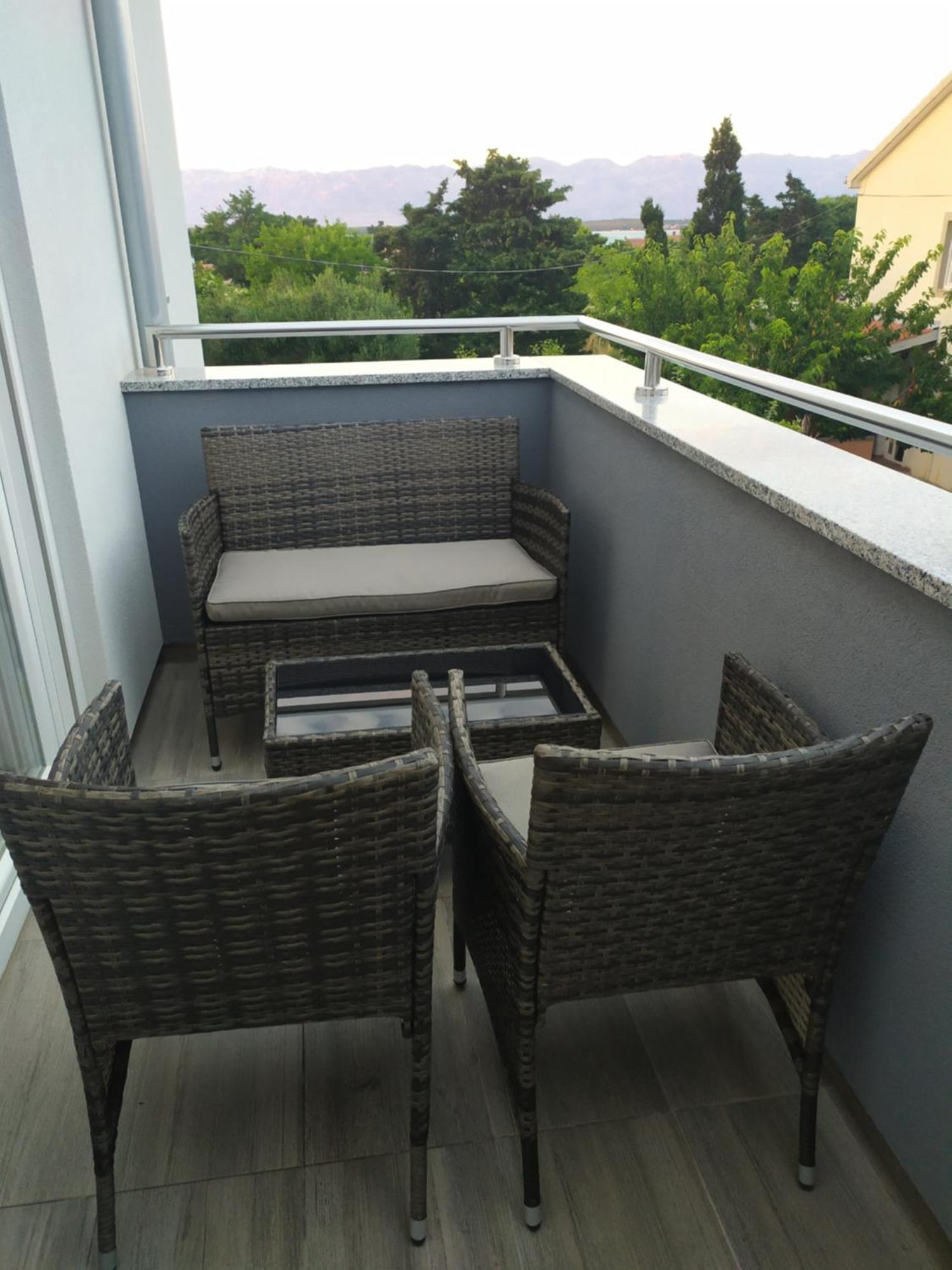 Apartmani Mira Nin Zewnętrze zdjęcie